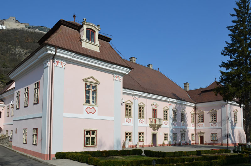 Muzeul Civilizatiei Dacice si Romane Deva (Palatul Magna Curia)