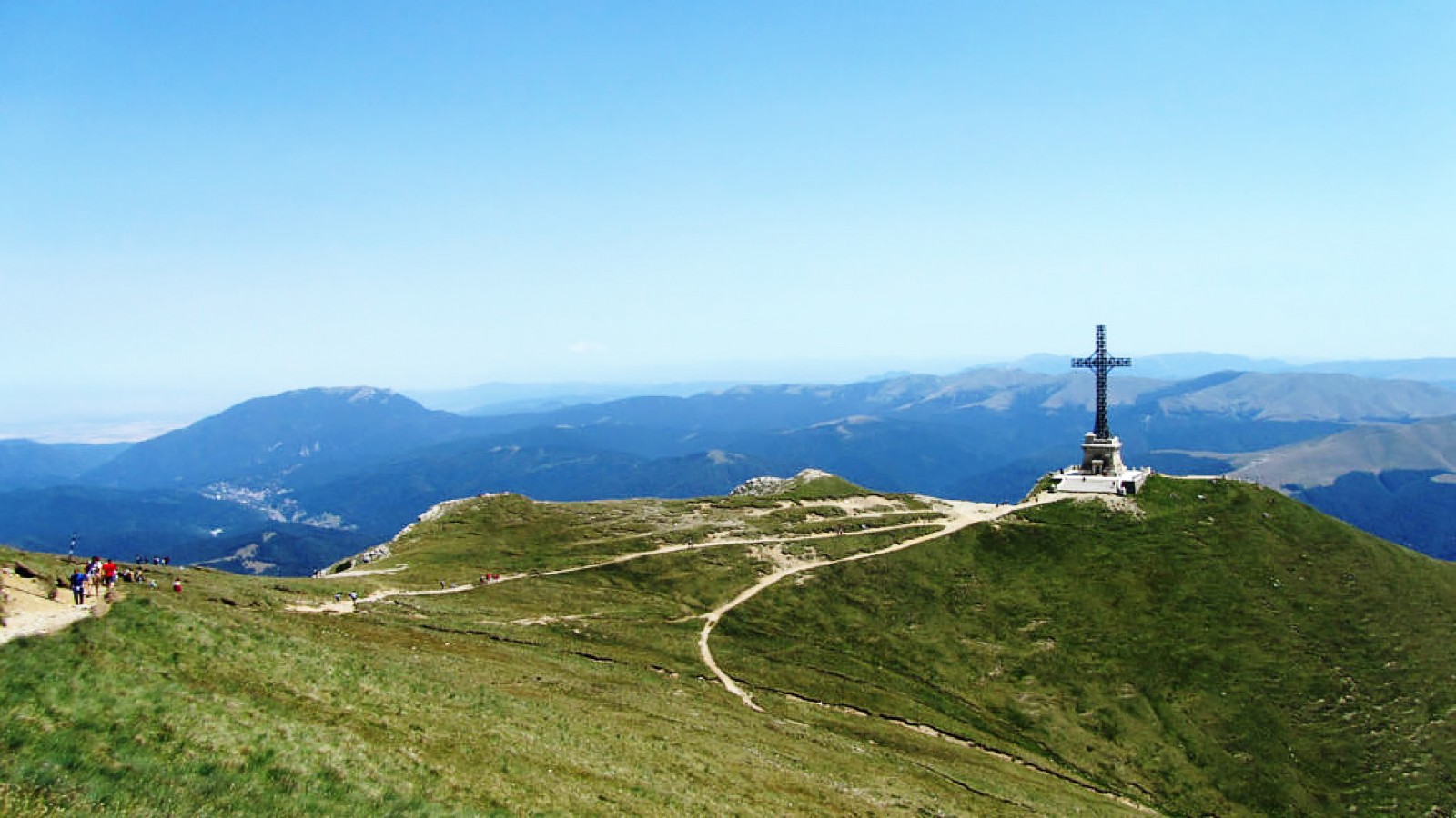 6 Day Hike in the Romanian Alps