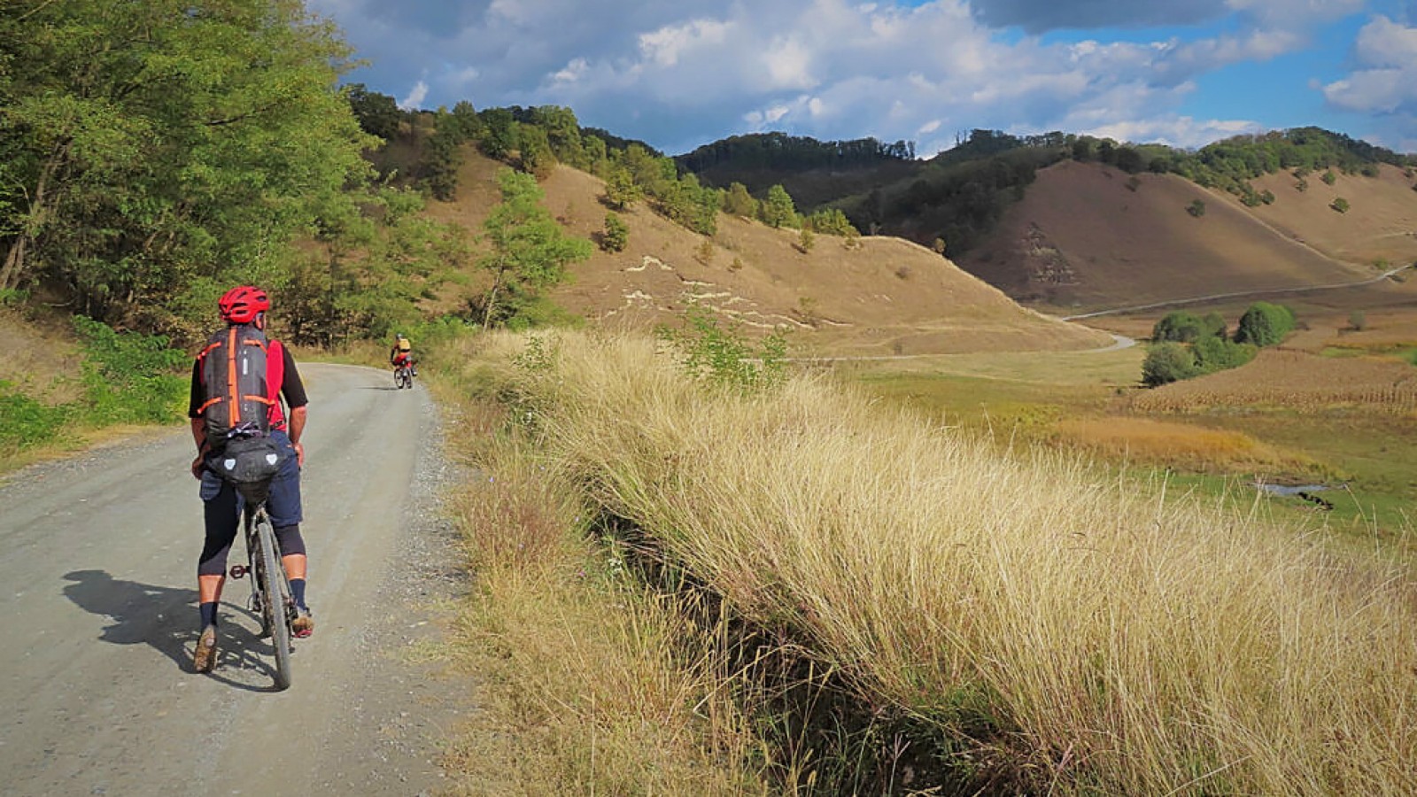 Gravel Tour in the Wilderness of Romania