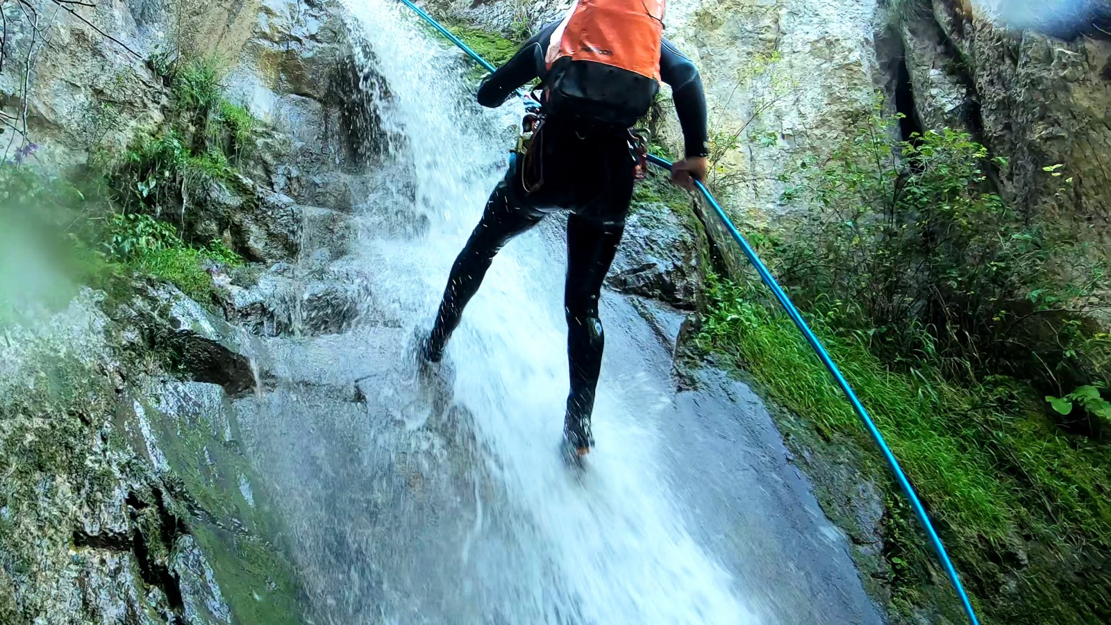 Canyoning la Vânătările Ponorului din Munții Apuseni