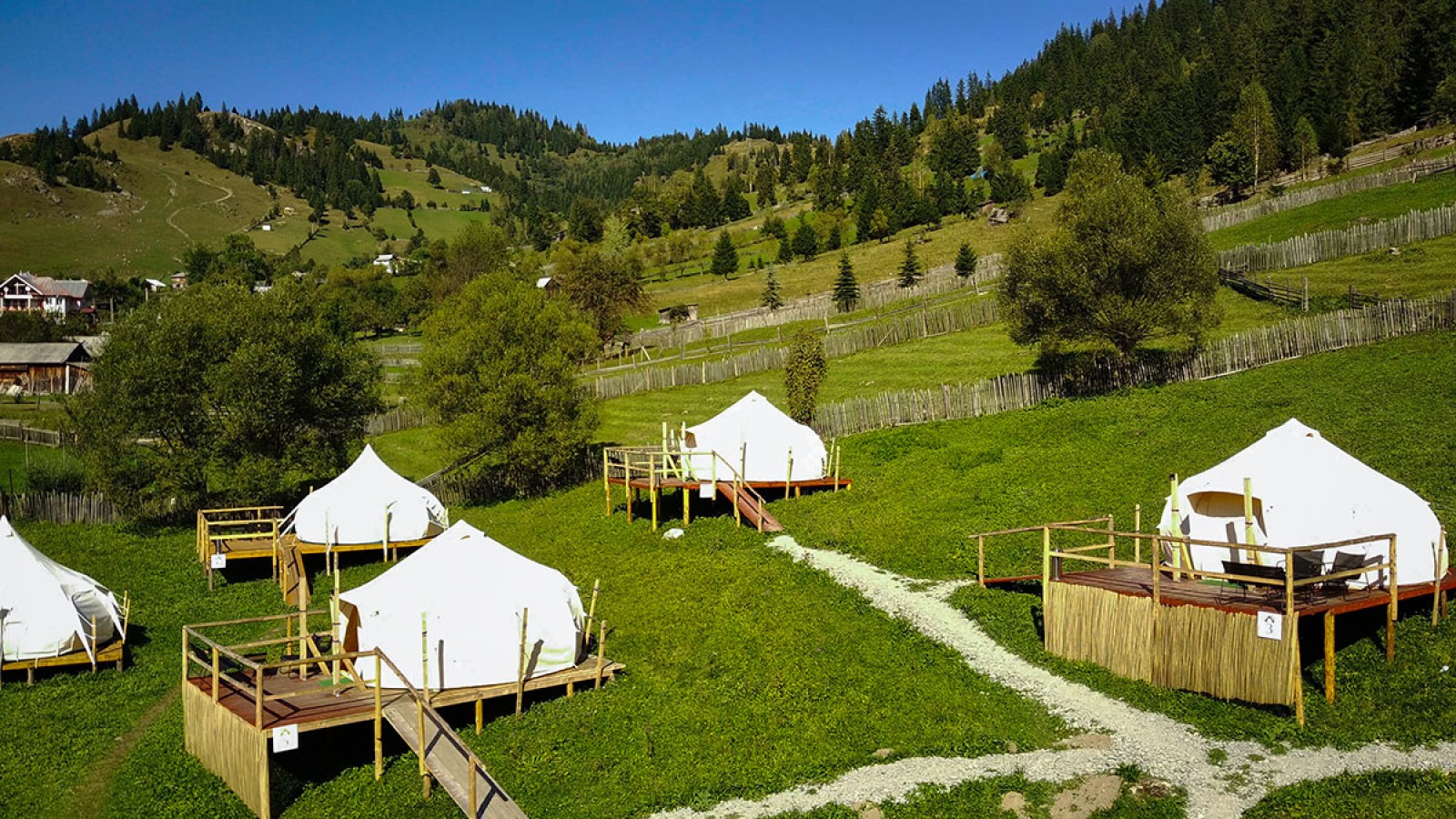 Glamping & Aventură în Bucovina